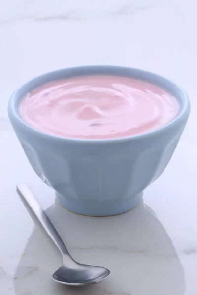 Finom Lassú Köpült Görög Epres Joghurtot Sok Gyümölcs Fehérje Tökéletes — Stock Fotó