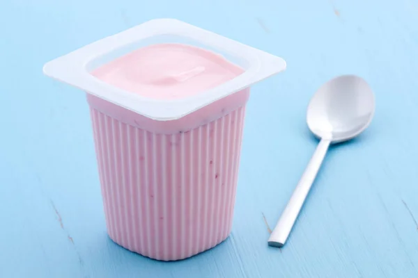 Köstlichen Kommerziellen Französischen Pudding Stil Joghurt Mit Allen Früchten Inneren — Stockfoto