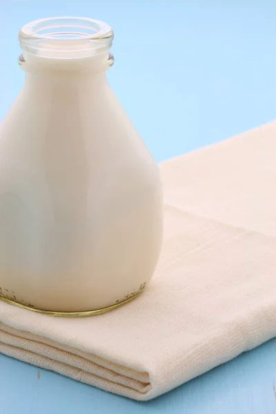 Delicious Fresh Milk Vintage Styling — Stock Photo, Image
