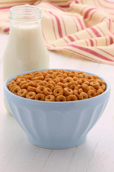 Delicious Nutritious Lightly Toasted Breakfast Honey Nuts Cereal Loops Vintage — Stock Photo, Image