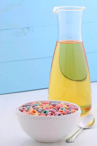 Delicious Nutritious Cereal Loops Healthy Organic Orange Juice — Stock Photo, Image