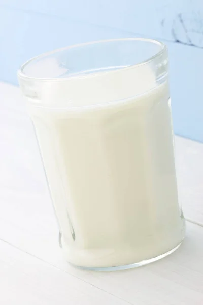 Läckra Näringsrik Och Fräsch Glas Mjölk — Stockfoto