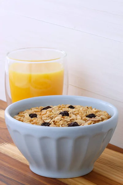 맛있고 영양가 가볍게 구운된 Muesli 시리얼 빈티지 스타일링에 — 스톡 사진