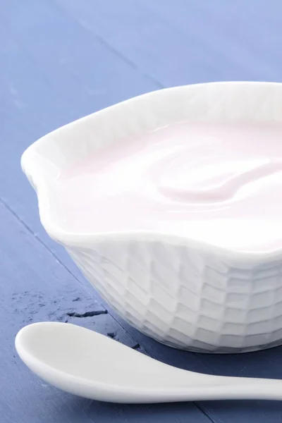 Yogurt Cremoso Fresco Delizioso Spuntino Liscio Sano Perfetto Qualsiasi Momento — Foto Stock