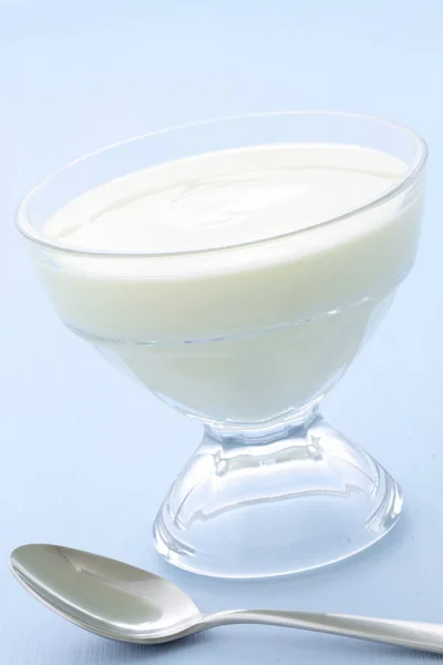 Färska Och Läckra Krämig Yoghurt Friska Smidig Mellanmål Perfekt När — Stockfoto