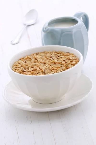 Lezzetli Besleyici Kahvaltı Müsli Veya Granola Tahıl Hafif Kızarmış — Stok fotoğraf