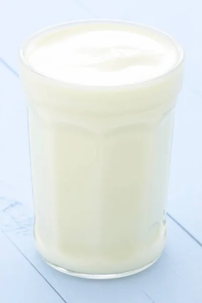 Färska Och Läckra Krämig Yoghurt Friska Smidig Mellanmål Perfekt När — Stockfoto