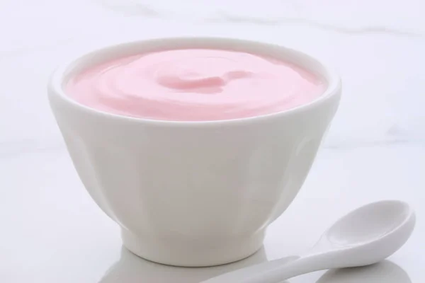 Yogur Fresa Griego Batido Lentamente Artesanal Con Mucha Fruta Proteína — Foto de Stock