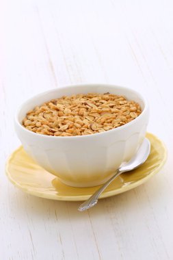 lezzetli ve besleyici kahvaltı müsli veya granola tahıl hafif kızarmış.