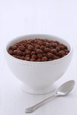 lezzetli ve besleyici kepekli ve yulaf Çikolatalı gevrek, flavorful, komik ve sağlıklı çocuklar kahvaltı için ek 