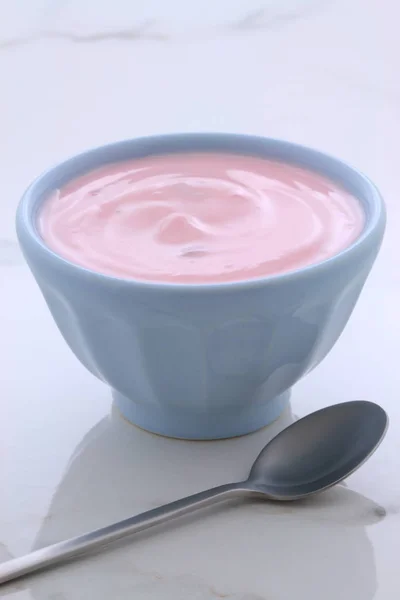 Vynikající Francouzský Krém Stylu Jogurt Všechny Ovocné Směsi Uvnitř Během — Stock fotografie