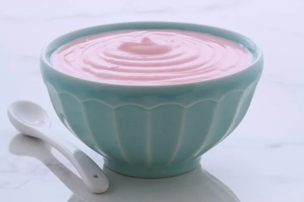 Heerlijke Franse Vintage Stijl Yoghurt Met Alle Vruchten Gemengd Binnen — Stockfoto