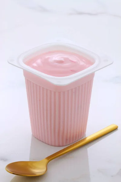 Gyümölcs Ízletes Francia Puding Stílusú Joghurt Vegyes Belül Folyamat Során — Stock Fotó