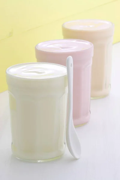 Heerlijke Voedzame Gezonde Verse Yoghurt Vintage Hout — Stockfoto