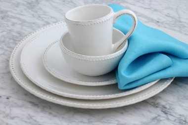 Zarif ve pratik yemek takımları