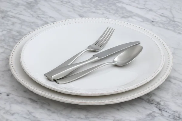 Elegant and practical dinnerware