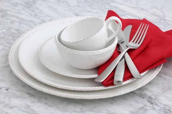 Elegant and practical dinnerware