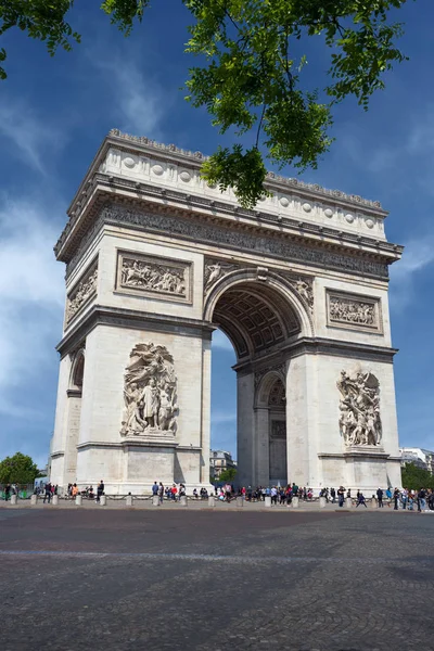 Paris France May 2018 Tourist Walking Paris Arc Triomphe Triumphal — Stock Photo, Image