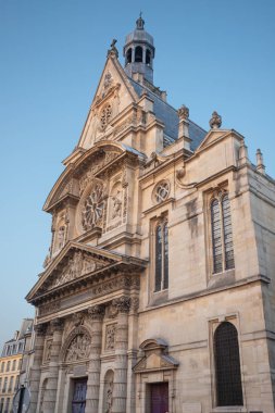 Pantheon yakınlarındaki Saint-Etienne-du-Mont Kilisesi, Paris, Fransa
