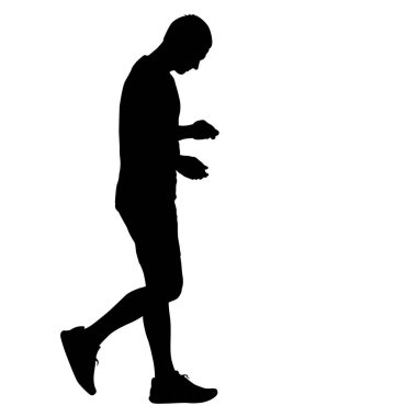 Beyaz arka plan üzerinde duran insanlar silüeti