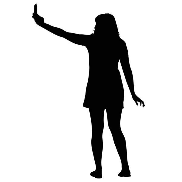 Siluetas mujer tomando selfie con teléfono inteligente sobre fondo blanco — Vector de stock