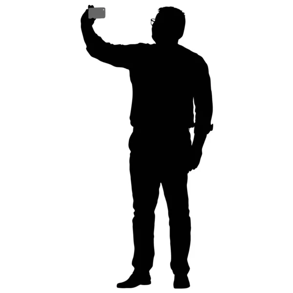 在白色背景下拿着智能手机自拍的人物形象 — 图库矢量图片