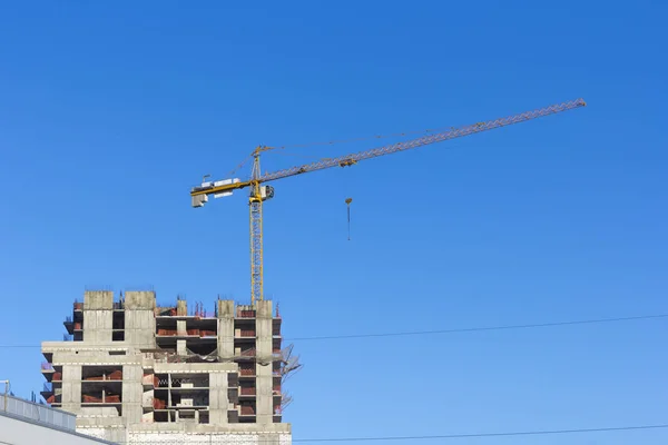 Construction site with two cranes against the sky — Stock Photo, Image