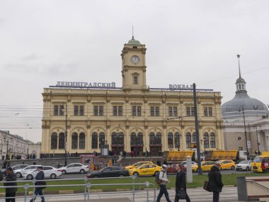 Moskova - 14 Ekim: Leningrad istasyonu. 14 Ekim 2017 tarihinde Moskova'daki dokuz tren istasyonundan ve en eski tren istasyonundan biri