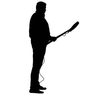 Elinde mikrofon olan ses mühendisi. Beyaz arka planda siluetler