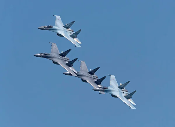 モスクワロシアZhukovsky飛行場31 8月2019 国際航空宇宙サロンのSu 30飛行機の航空宇宙チーム Falcons Russia Maks 2019 — ストック写真