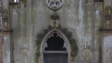 Eski Cemetety Lielie Kapi Riga Letonya şehir hava dron görüş 4k Uhd video