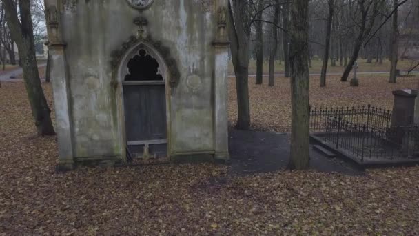 Antiguo Cementerio Lielie Kapi Riga Letonia Ciudad Avión Tripulado Ver — Vídeo de stock