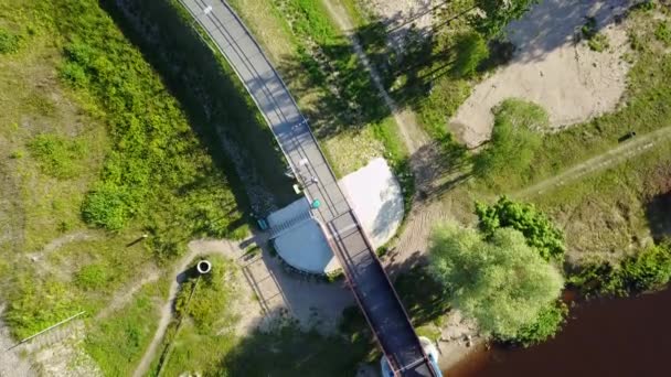 Gauja Nehri Demiryolu Köprüsü Letonya Hava Dron Üstten Görünüm Uhd — Stok video