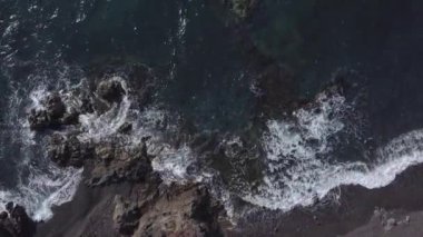 Tenerife Adası kanarya İspanya Atlantik Okyanusu dron üstten görünüm 4k Uhd video havadan görünümü