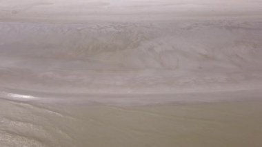 Roja Letonya Baltık Denizi deniz hava dron üstten görünüm 4k Uhd video