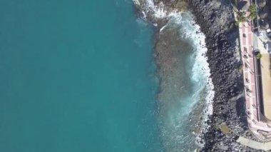 Tenerife Adası kanarya İspanya Atlantik Okyanusu dron üstten görünüm 4k Uhd video havadan görünümü