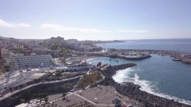 Tenerife Adası kanarya İspanya Atlantik Okyanusu dron üstten görünüm 4k Uhd video havadan görünümü