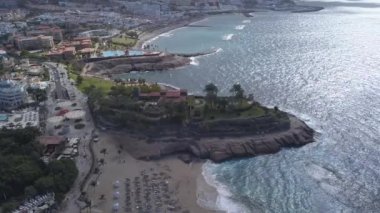 Tenerife Adası kanarya İspanya Atlantik Okyanusu dron üstten görünüm 4k Uhd video havadan görünümü
