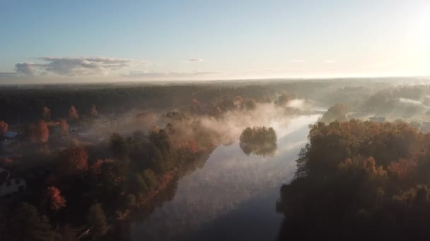Manhã Fumaça Água Ulbroka Lago Aéreo Drone Vista Superior Uhd — Vídeo de Stock