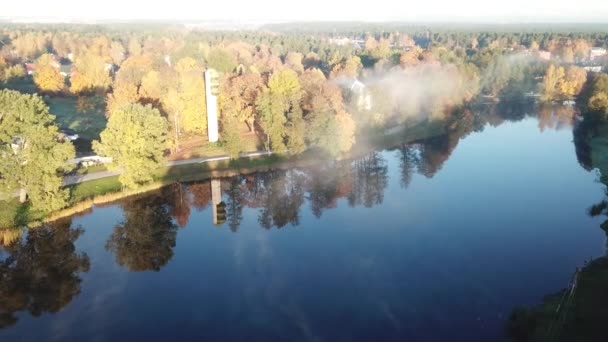 Matin Fumée Sur Eau Ulbroka Lac Vue Aérienne Drone Uhd — Video