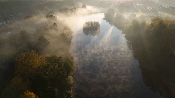 Fumaça Manhã Água Lago Ulbroka Vista Superior Drone Aéreo Letónia — Fotografia de Stock