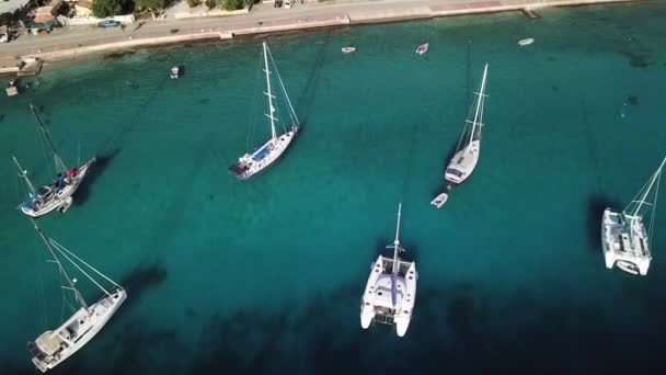 Karibská Loď Přístavištěm Bonaire Ostrov Letecké Dron Půdorysu Uhd — Stock video