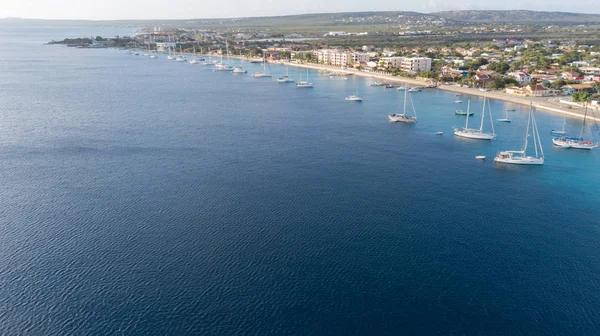 Karaiby Łodzi Jachtu Bonaire Wyspa Antenowe Drone Widok Góry — Zdjęcie stockowe