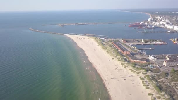 Mar Báltico Costa Playa Ventspils Kurzeme Avión Tripulado Vista Superior — Vídeo de stock