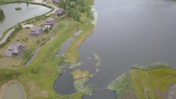 Amatori Lac Aerian Dronă Vedere Sus Uhd Video Letonia — Videoclip de stoc