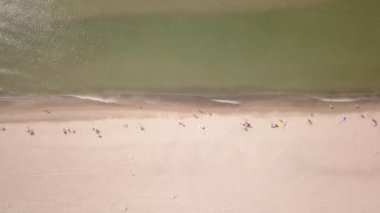 Liman Ventspils Letonya kırsal hava görünümü drone üst görünümü 4k UHD video