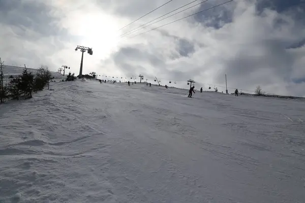 雪の山スキー ヤスナスロバキアタトラの風景 — ストック写真