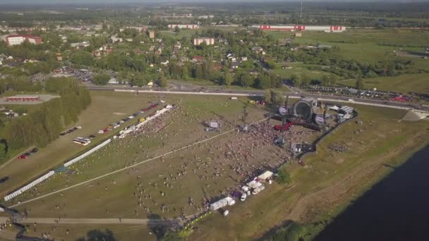 Vue Aérienne de la ville de Jelgava Lettonie Zemgale drone top view 4K UHD vidéo 
