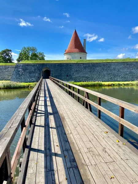 Kuressaare Miasto Wyspa Saaremaa Estonia Stare Średniowieczne Zdjęcia Zamków — Zdjęcie stockowe