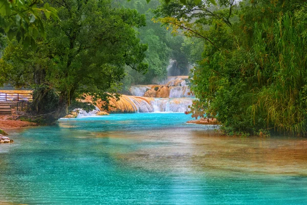 Cascadas de Agua Azul waterfalls. Agua Azul. Yucatan. Mexico — Stock Photo, Image